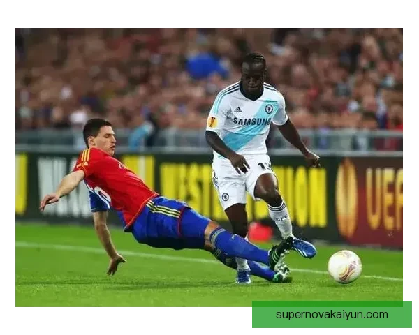 阿什拉夫大腿伤势逐渐恢复，状态回暖备受关注